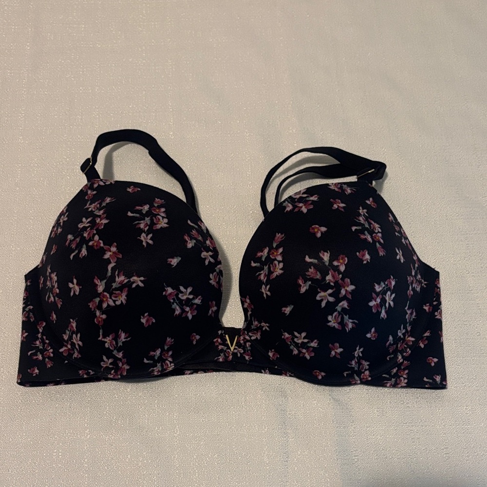 Victoria's Secret Dark Floral Bra